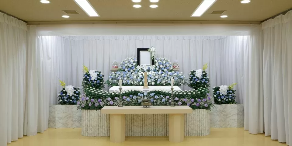 一般葬プラン愛100の祭壇